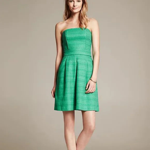 Banana Republic | Dresses | Banana Republic Emerald Green Strapless Tweed  Dress Sz 2 Pockets Party | Poshmark